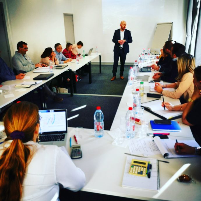Le CFEI - Centre de Formation à  l'Expertise Immobilière : Leader francophone de la formation aux méthodes d'évaluation des biens immobiliers, résidentiels et professionnels